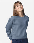 Comfort Colors Women's Garment-Dyed Mid-Length Crewneck Sweatshirt 1566L