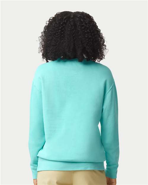 Comfort Colors Unisex Garment-Dyed Lightweight Crewneck Sweatshirt 1466