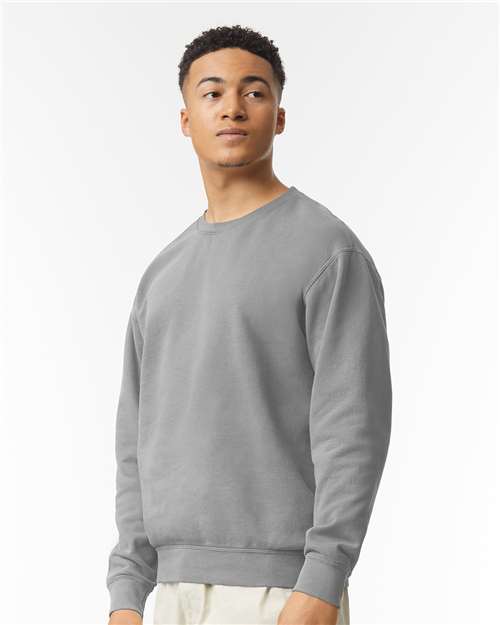 Comfort Colors Unisex Garment-Dyed Lightweight Crewneck Sweatshirt 1466