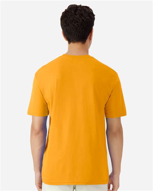 Gildan Unisex Light Cotton T-Shirt 3000